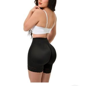 Buttocks lifter/waist trainer